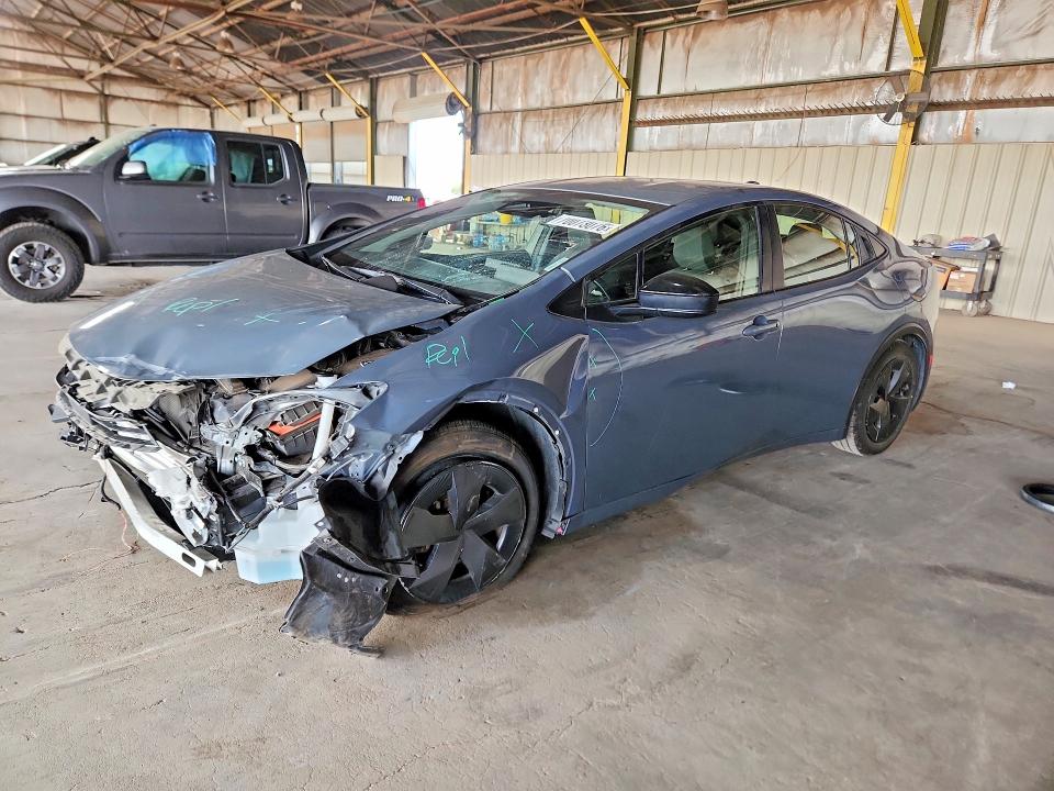 TOYOTA PRIUS 2023 с VIN JTDACAAU8P3000680 - Снимка от търг
