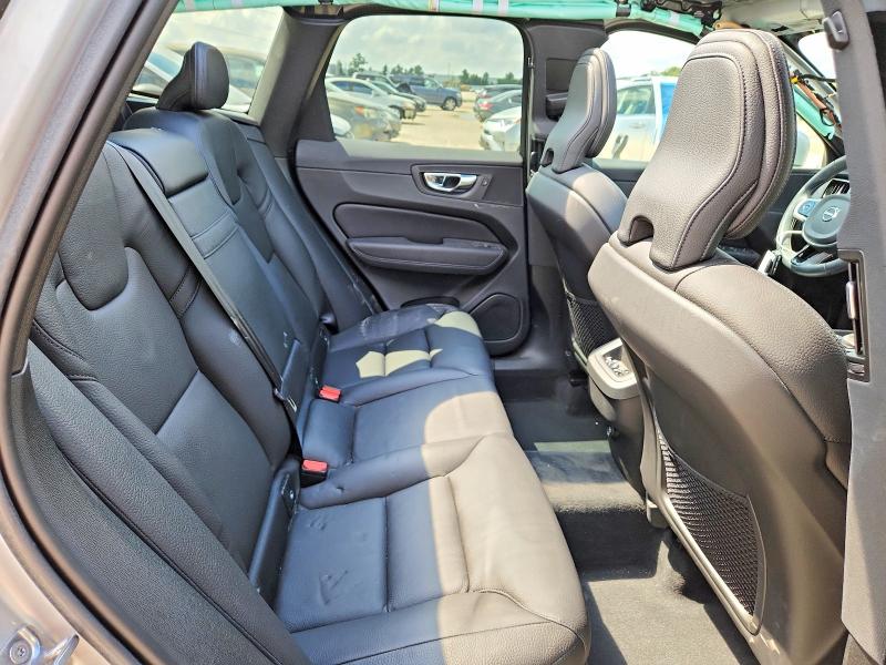 Photo 11 from auction – 2020 VOLVO XC60 with VIN YV4102DK4L1431447