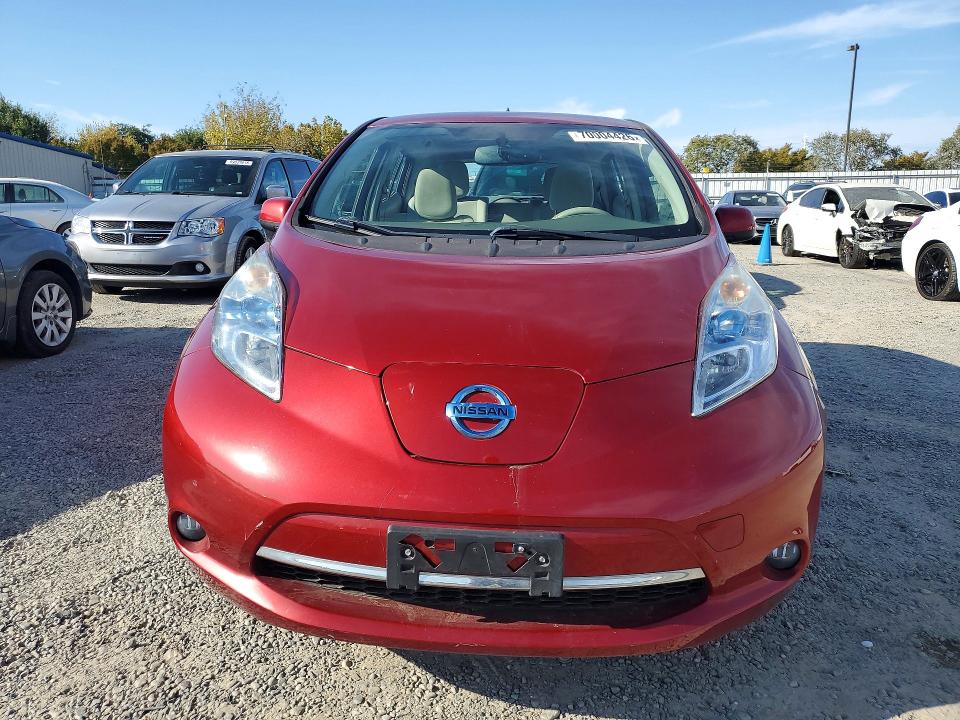 Photo 5 from auction – 2012 NISSAN LEAF with VIN JN1AZ0CP6CT023954