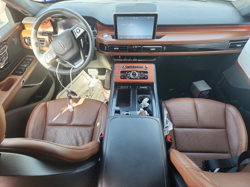 Photo 8 from auction – 2024 LINCOLN AVIATOR with VIN 5LM5J7XC6RGL01235