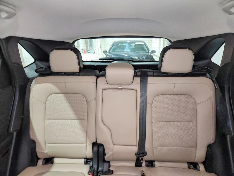 Photo 10 from auction – 2022 FORD ESCAPE with VIN 1FMCU0KZ9NUA35175