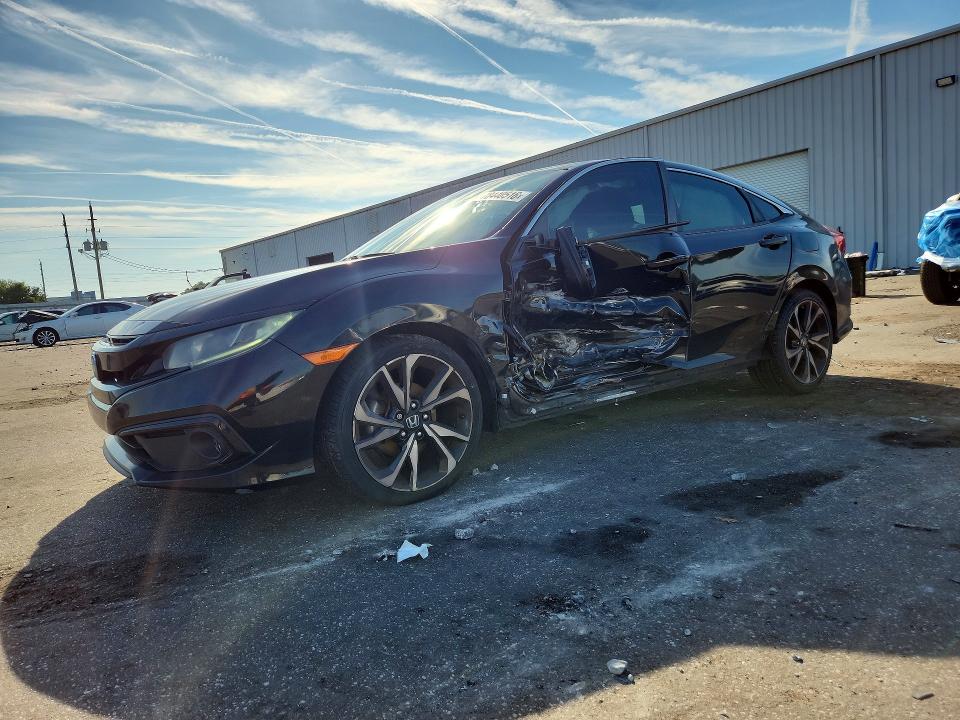 HONDA CIVIC 2019 with VIN 2HGFC2F82KH601047 - Photo from auction