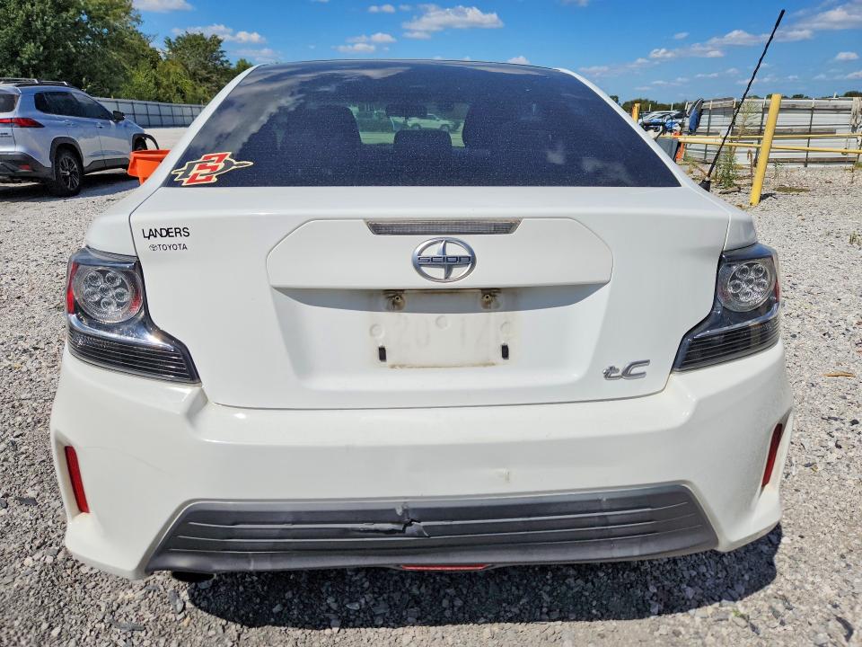 Photo 6 from auction – 2014 SCION TC with VIN JTKJF5C79E3075514