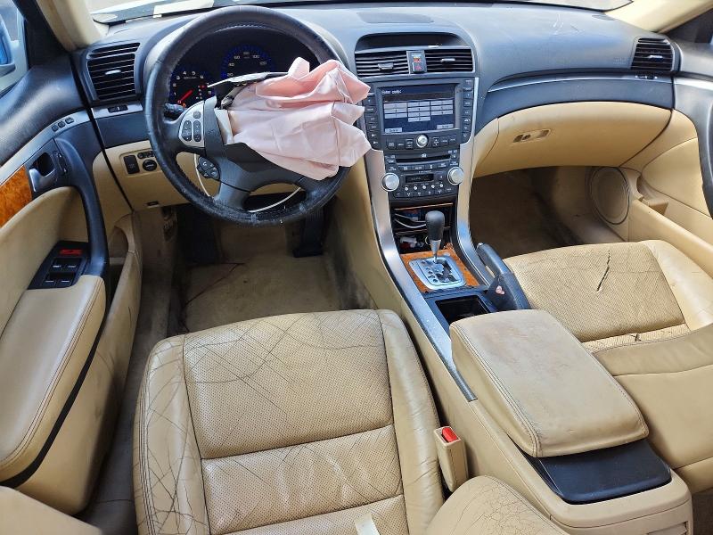 Photo 8 from auction – 2005 ACURA TL with VIN 19UUA66235A069827