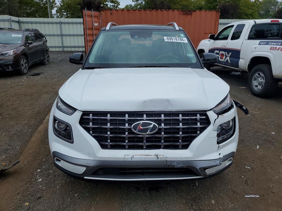 Снимка 5 от търг – 2022 HYUNDAI VENUE с VIN KMHRC8A39NU150478