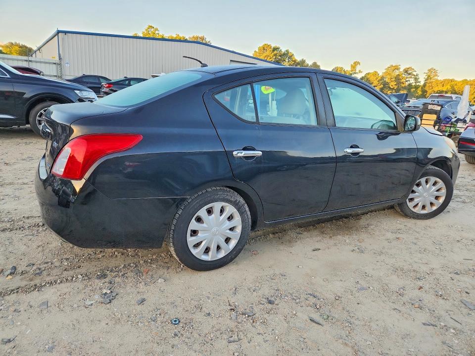 Снимка 3 от търг – 2012 NISSAN VERSA с VIN 3N1CN7AP0CL830586