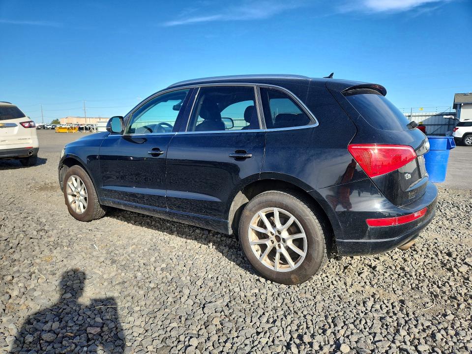 Foto 2 de la subasta – 2010 AUDI Q5 con VIN WA1CKAFP0AA056964