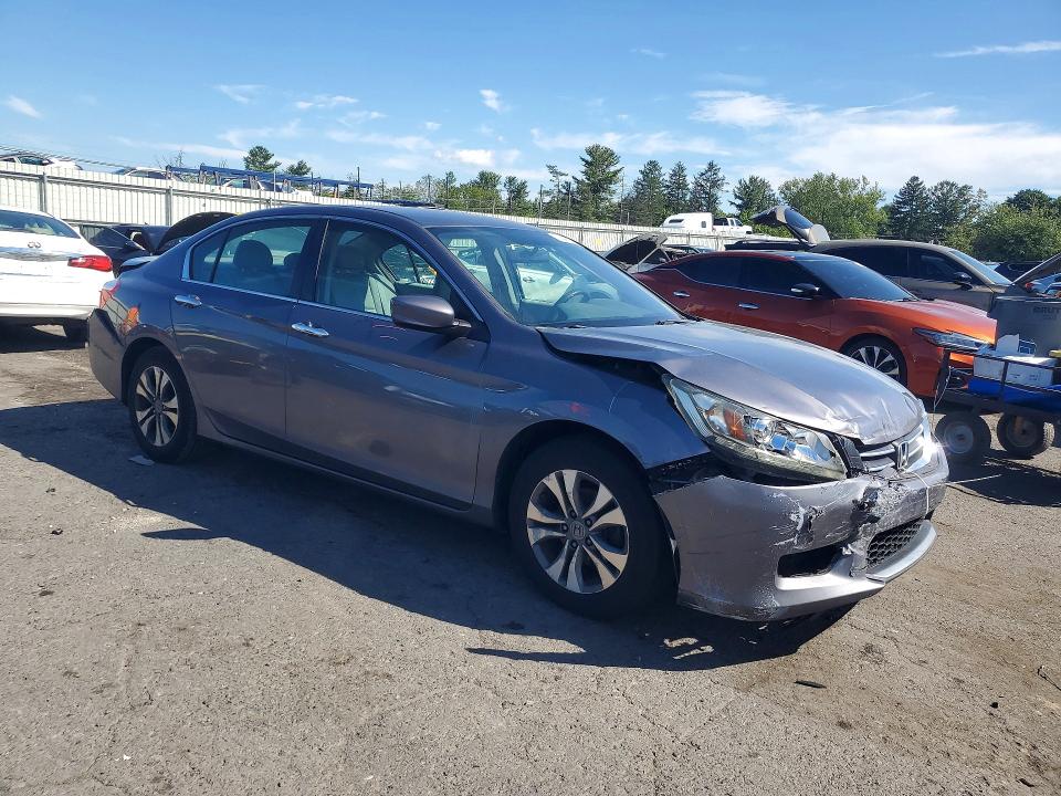 Photo 4 from auction – 2015 HONDA ACCORD with VIN 1HGCR2F33FA186265