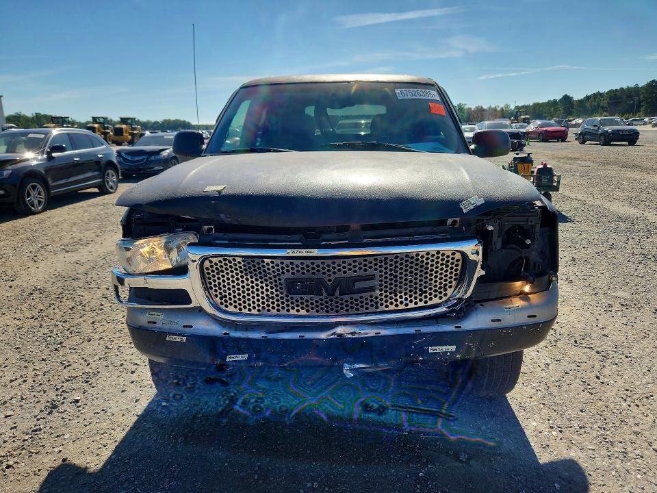 Photo 5 from auction – 2001 GMC YUKON with VIN 1GKEK13T91J154377
