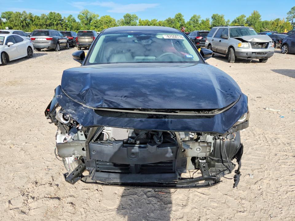 Photo 5 from auction – 2025 MAZDA CX-30 with VIN 3MVDMBAM7SM835336