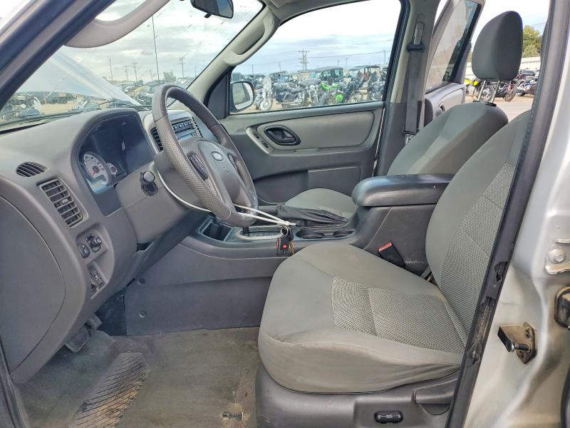 Photo 7 from auction – 2007 FORD ESCAPE with VIN 1FMYU03147KA50518