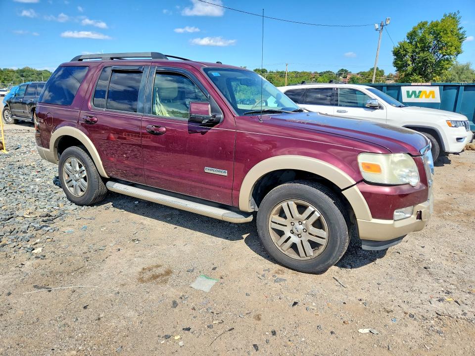 Photo 4 from auction – 2008 FORD EXPLORER with VIN 1FMEU74EX8UA46640