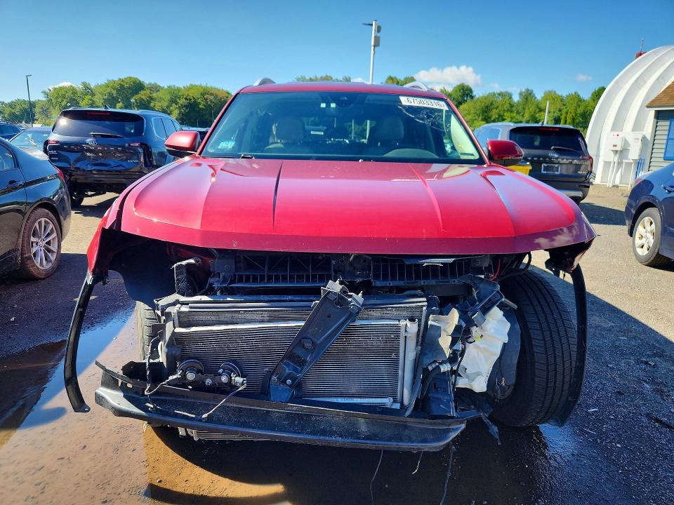 Photo 5 from auction – 2018 VOLKSWAGEN ATLAS with VIN 1V2LR2CA0JC560201