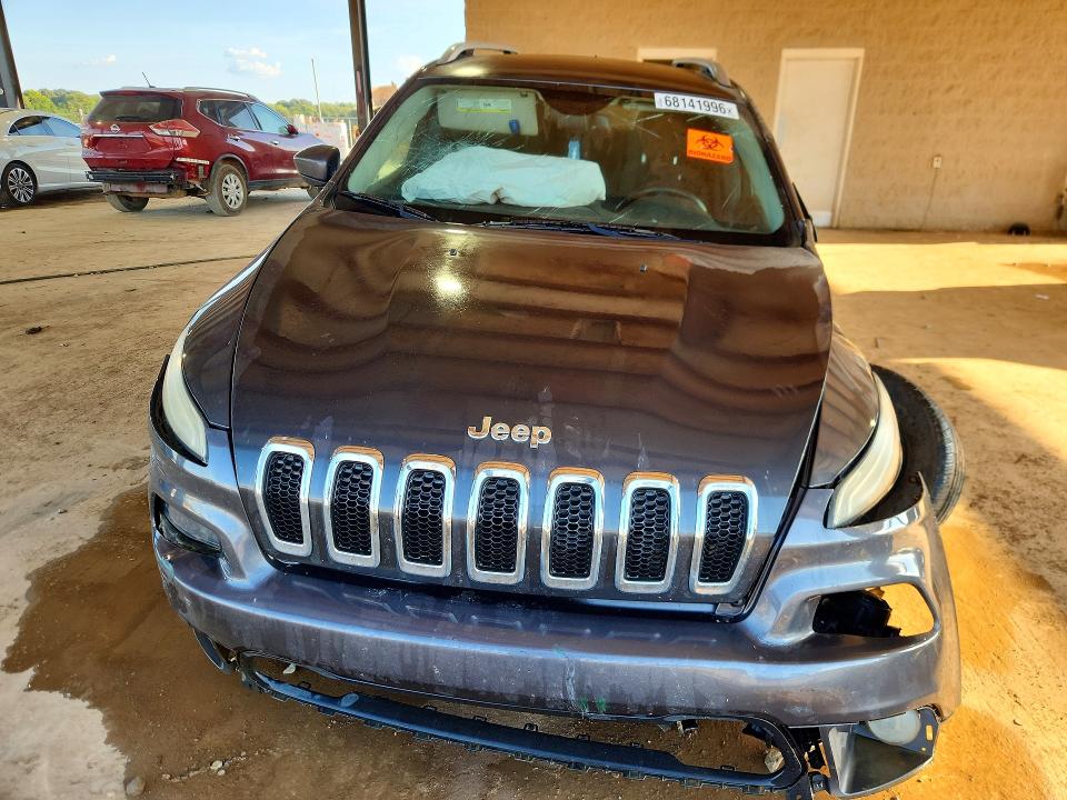 Photo 5 from auction – 2015 JEEP CHEROKEE with VIN 1C4PJMCS8FW740188