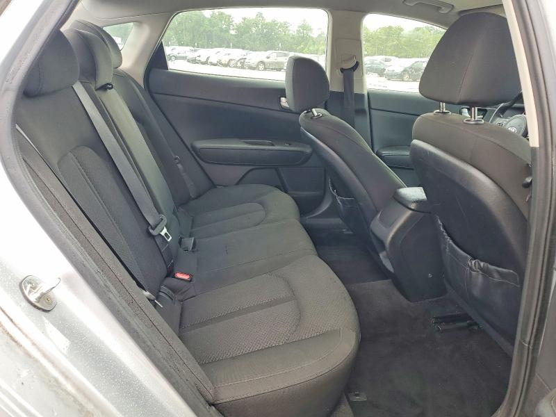 Photo 10 from auction – 2018 KIA OPTIMA with VIN 5XXGT4L32JG212045