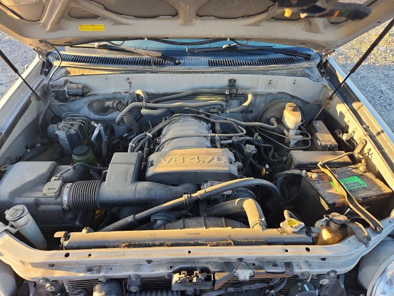Photo 12 from auction – 2002 TOYOTA SEQUOIA with VIN 5TDBT44A22S111952