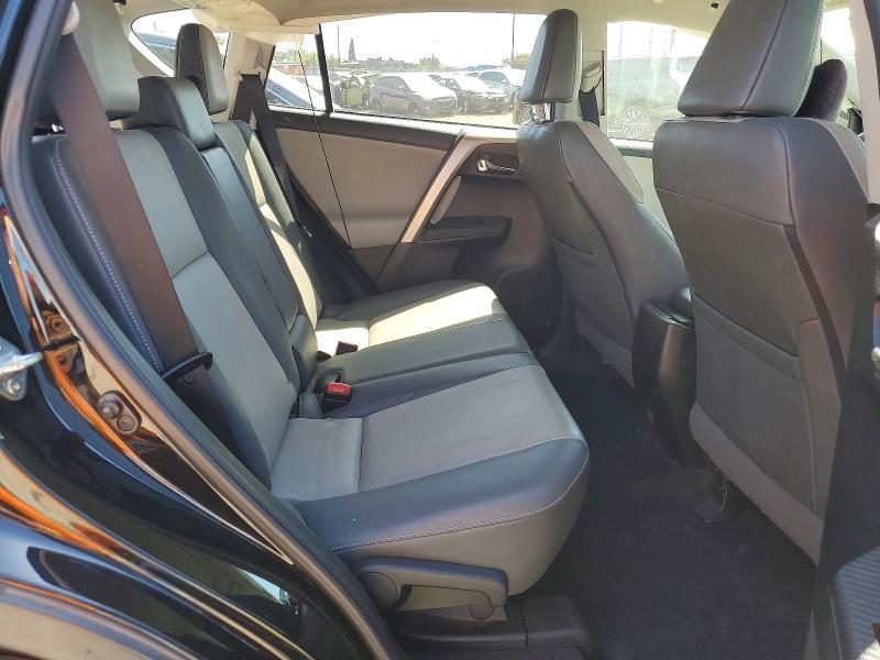 Photo 11 from auction – 2015 TOYOTA RAV4 with VIN 2T3YFREV2FW140162