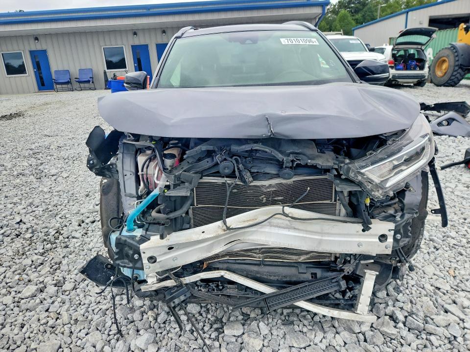 Photo 5 from auction – 2019 TOYOTA RAV4 with VIN JTMEWRFV4KJ025668