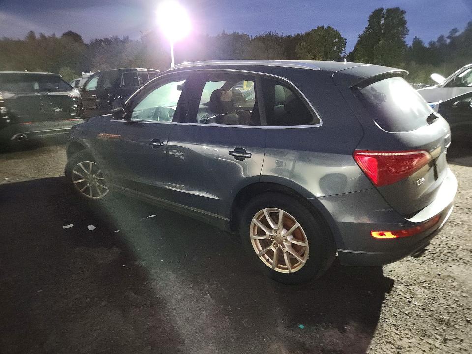 Photo 2 from auction – 2011 AUDI Q5 with VIN WA1LFAFP4BA091576