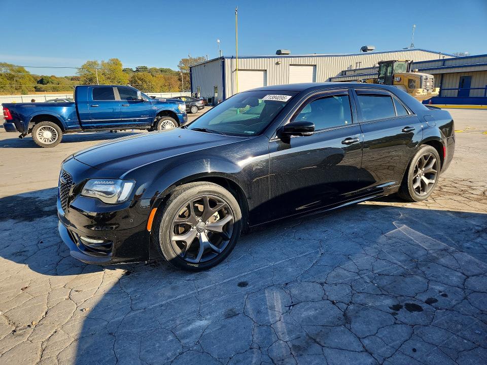 CHRYSLER 300 2021 z numerem VIN 2C3CCABG5MH609403 - Zdjęcie z aukcji