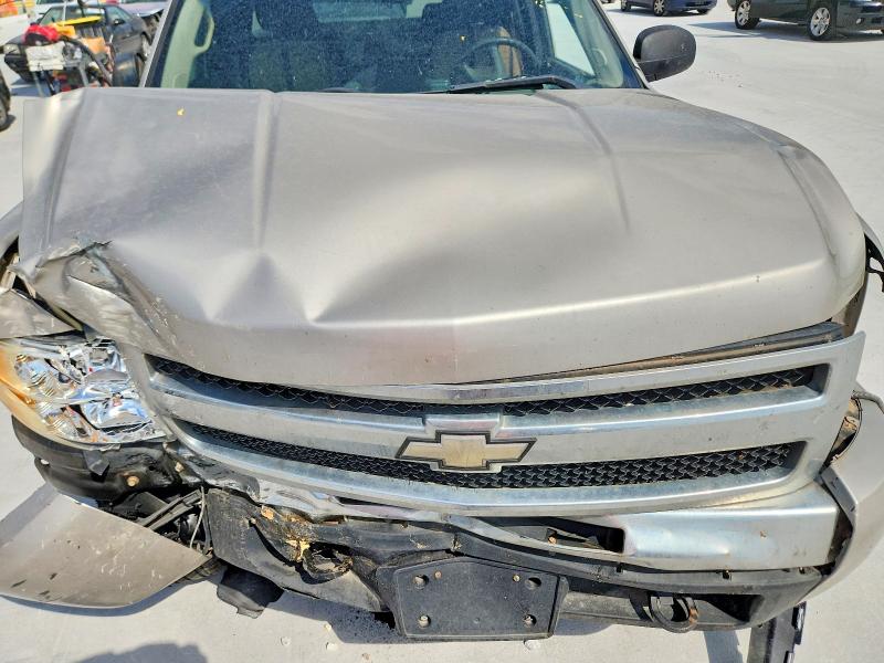 Снимка 11 от търг – 2009 CHEVROLET SILVERADO с VIN 1GCEK19C39Z238341