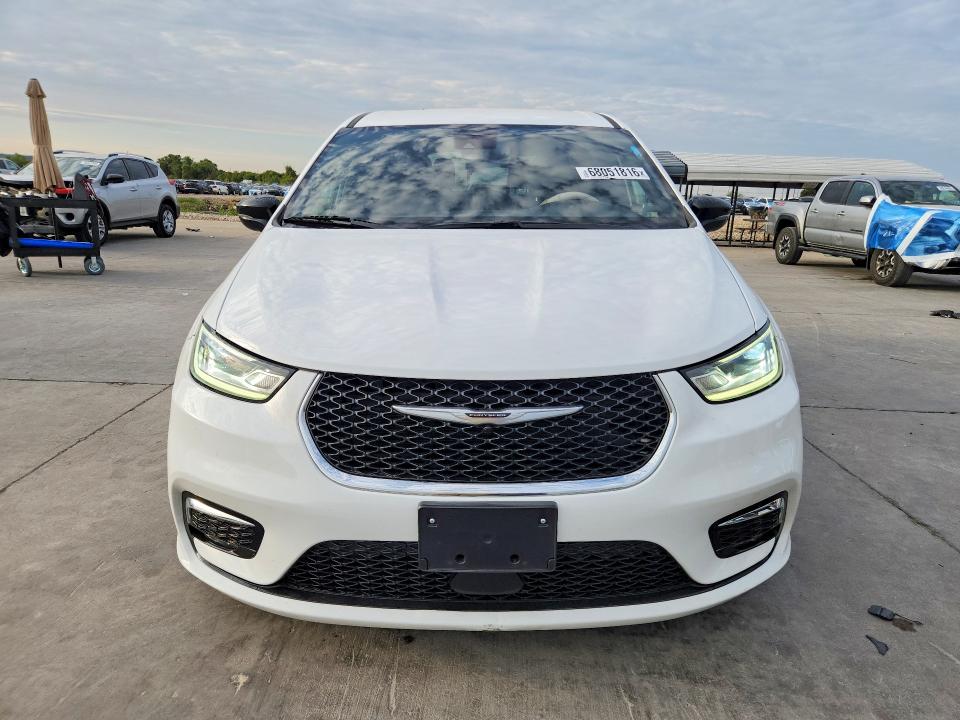 Photo 5 from auction – 2025 CHRYSLER PACIFICA with VIN 2C4RC1BG8SR568469