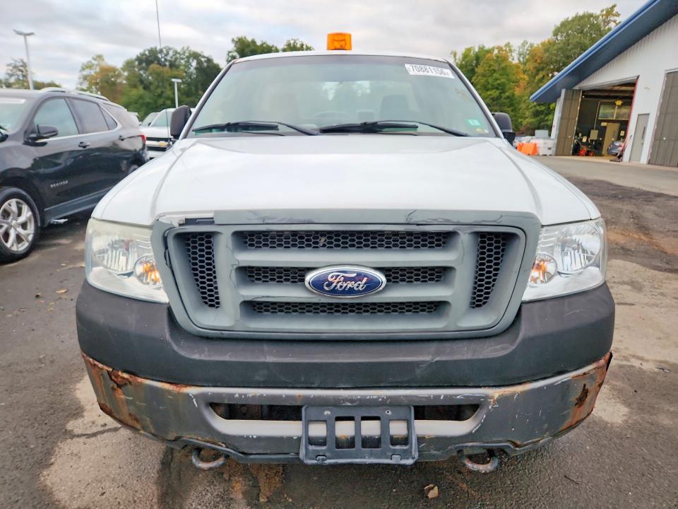 صورة رقم 5 من المزاد - 2006 FORD F150 مع VIN 1FTRF14W36NB40906