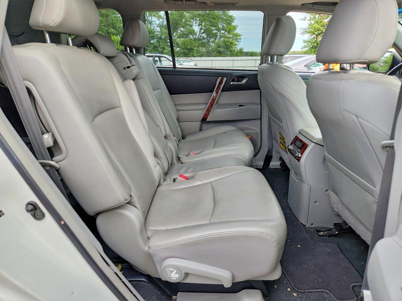 Photo 10 from auction – 2013 TOYOTA HIGHLANDER with VIN JTEDC3EH3D2013663