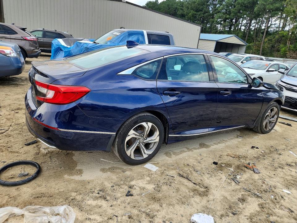 Снимка 3 от търг – 2020 HONDA ACCORD с VIN 1HGCV1F51LA018840