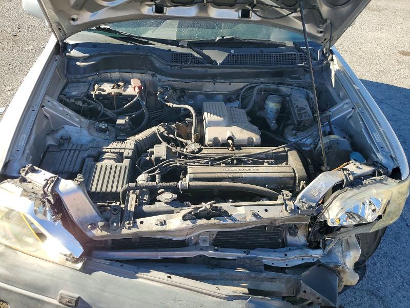 Снимка 12 от търг – 2001 HONDA CR-V с VIN JHLRD18631C029361