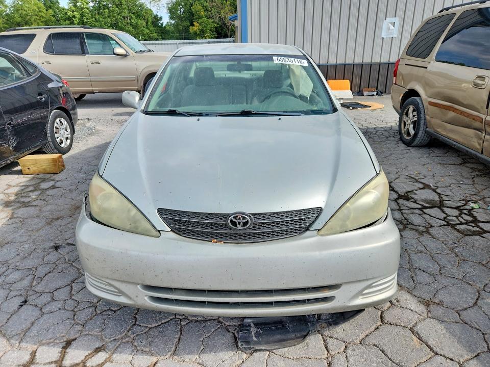 Photo 5 from auction – 2004 TOYOTA CAMRY with VIN 4T1BE30K24U295089