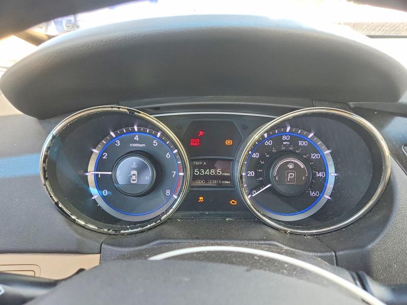 Снимка 9 от търг – 2013 HYUNDAI SONATA с VIN 5NPEC4AC8DH648319