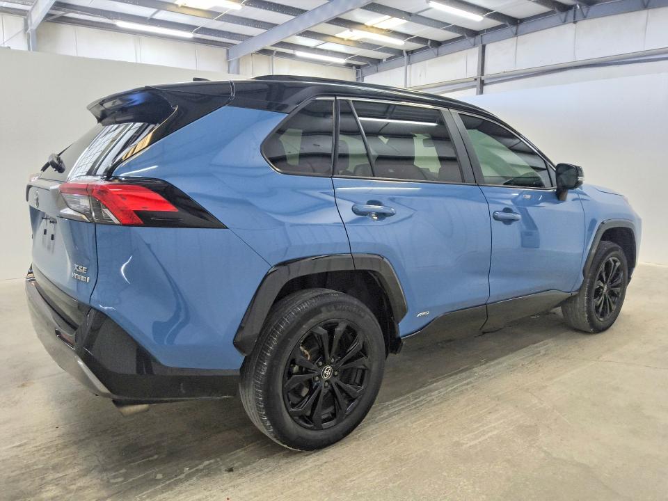 Photo 3 from auction – 2023 TOYOTA RAV4 with VIN 2T3E6RFV6PW040150