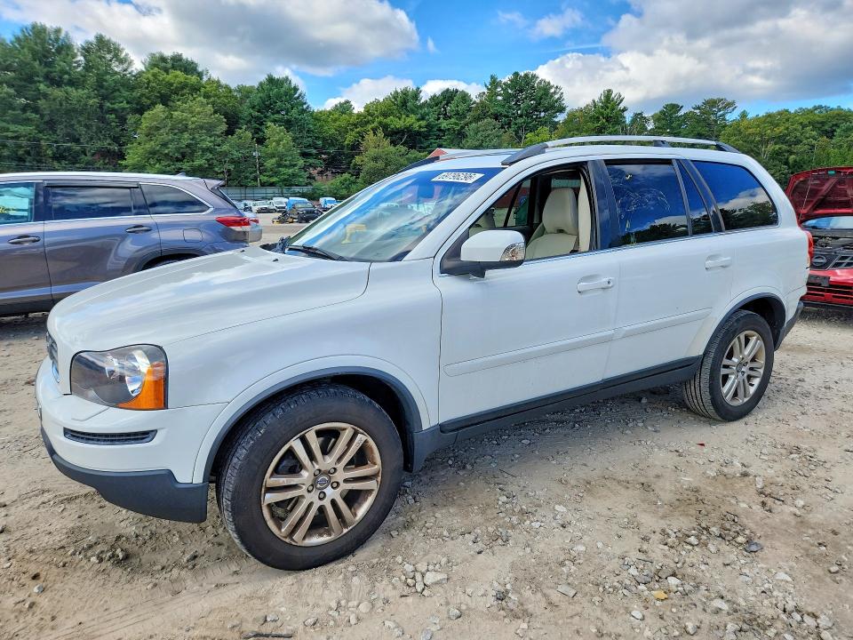 VOLVO XC90 2011 with VIN YV4952CY2B1577791 - Photo from auction