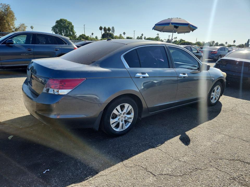 Фото 3 с аукциона – 2008 HONDA ACCORD с VIN 1HGCP368X8A019623