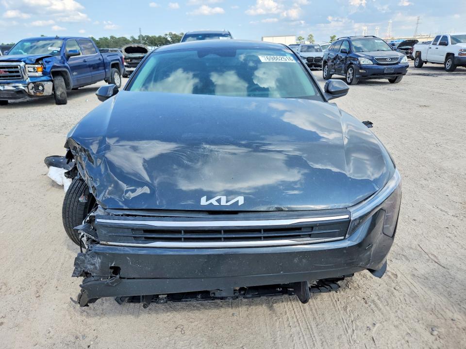 Снимка 5 от търг – 2025 KIA K4 с VIN 3KPFT4DEXSE138301