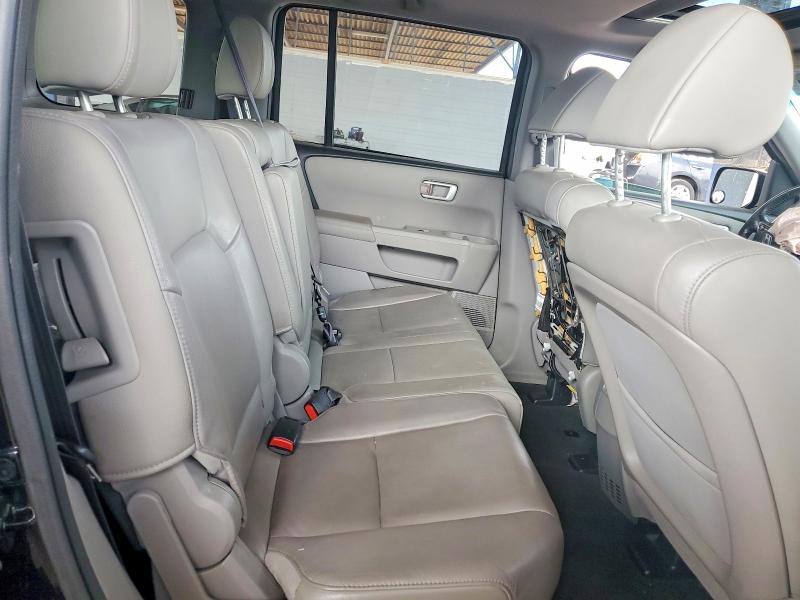 Снимка 11 от търг – 2015 HONDA PILOT с VIN 5FNYF4H50FB004584