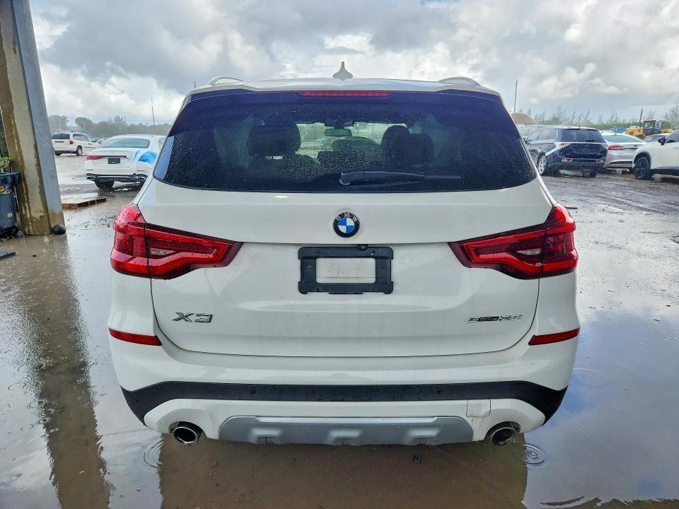 Снимка 6 от търг – 2021 BMW X3 с VIN 5UXTY3C04M9F07425