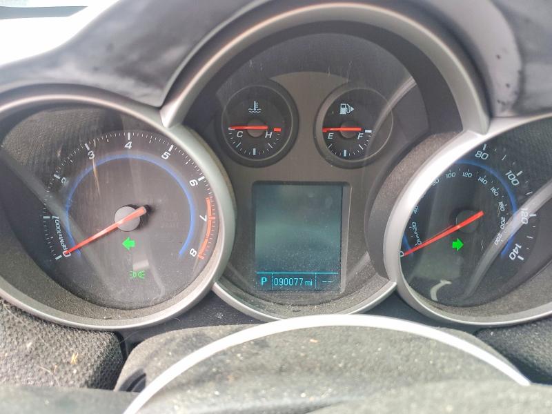 Photo 9 from auction – 2014 CHEVROLET CRUZE with VIN 1G1PC5SB3E7206633