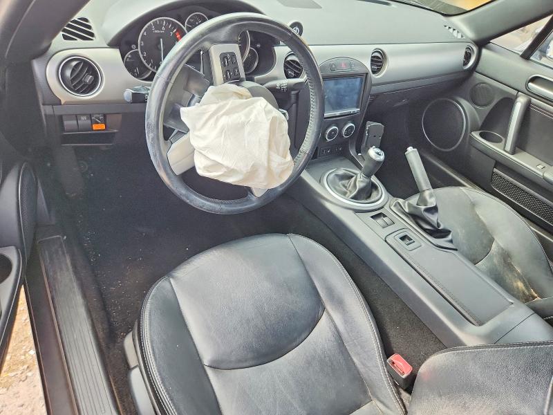 Фото 8 с аукциона – 2010 MAZDA MX-5 MIATA с VIN JM1NC2FF0A0206571