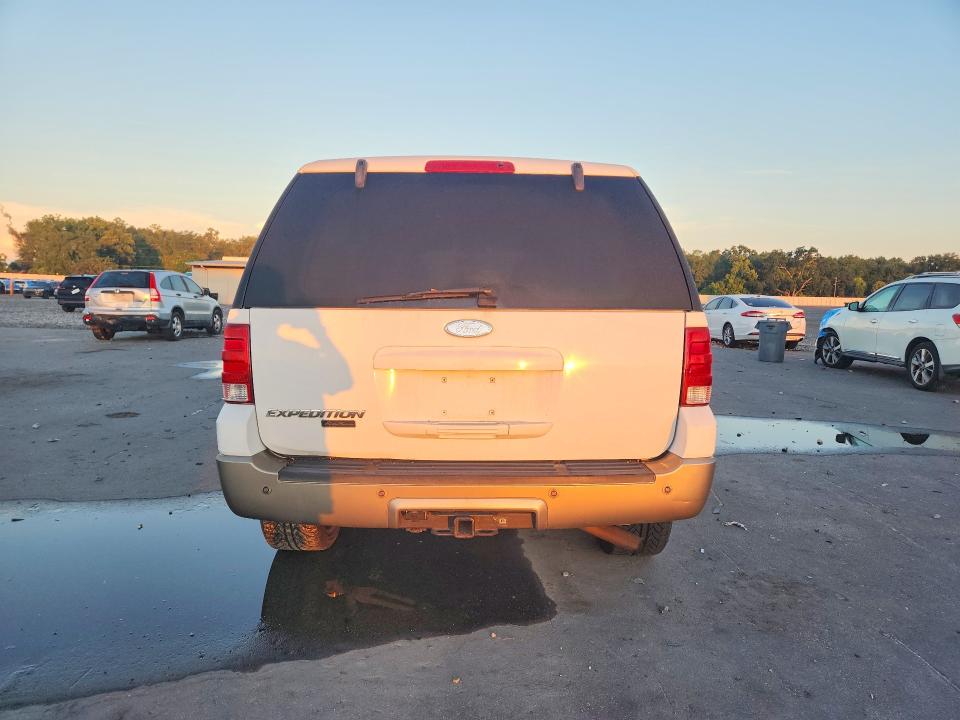 Фото 6 с аукциона – 2003 FORD EXPEDITION с VIN 1FMPU17L63LB82469