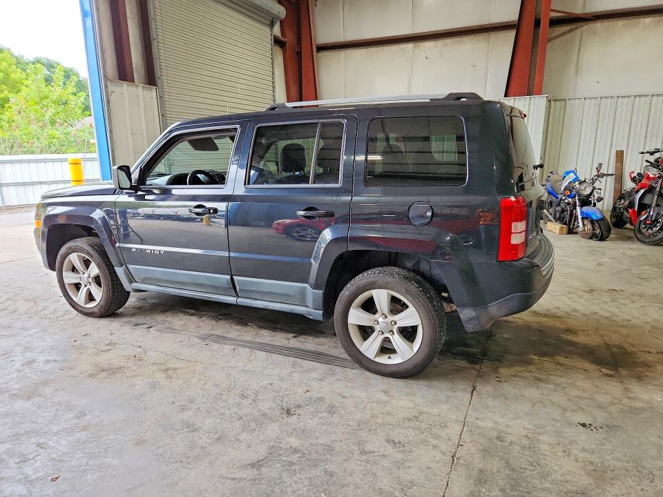 Photo 2 from auction – 2011 JEEP PATRIOT with VIN 1J4NF4GB5BD180603