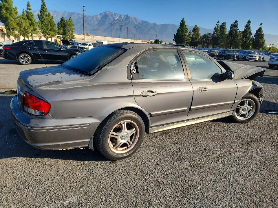 Photo 3 from auction – 2003 HYUNDAI SONATA with VIN KMHWF25SX3A787788