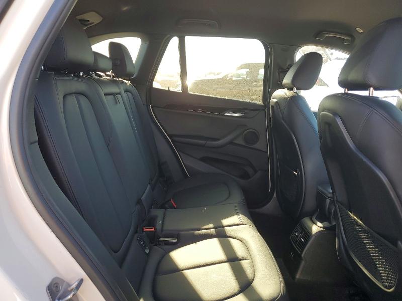 Photo 11 from auction – 2018 BMW X1 with VIN WBXHU7C34J3H43479