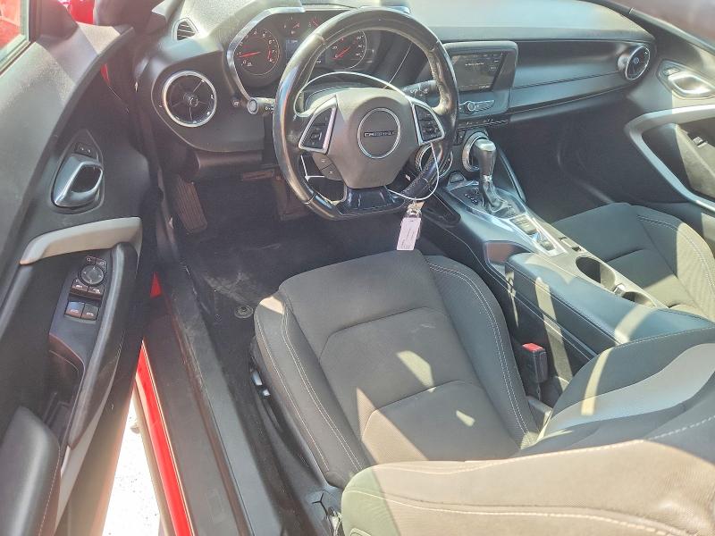 Photo 8 from auction – 2019 CHEVROLET CAMARO with VIN 1G1FB3DS3K0147197