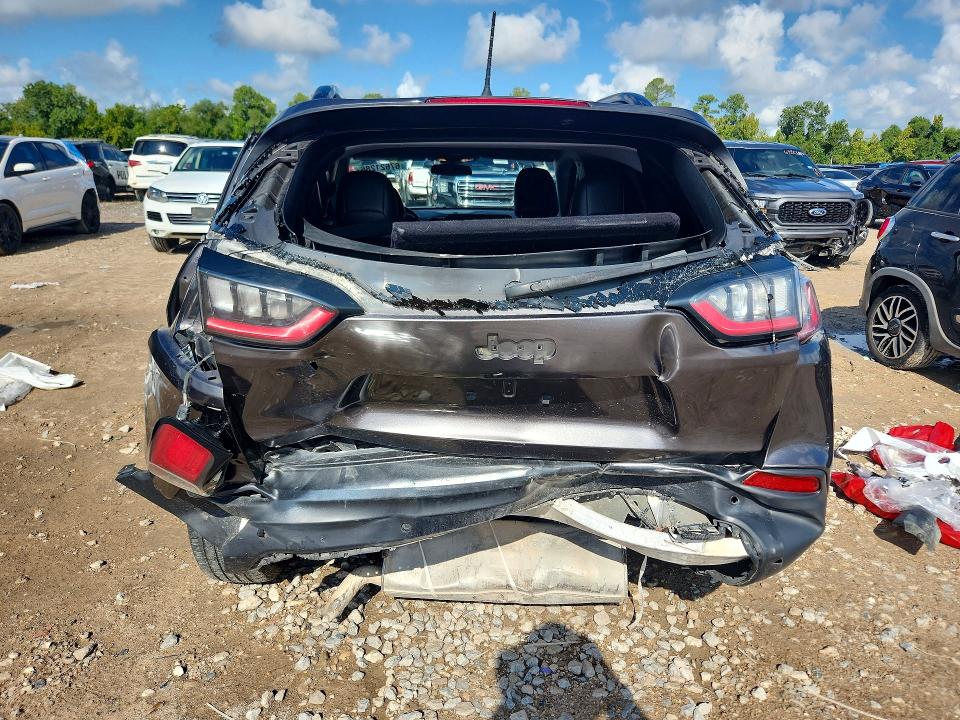 Zdjęcie 6 z aukcji – 2019 JEEP CHEROKEE z VIN 1C4PJLLB1KD339419