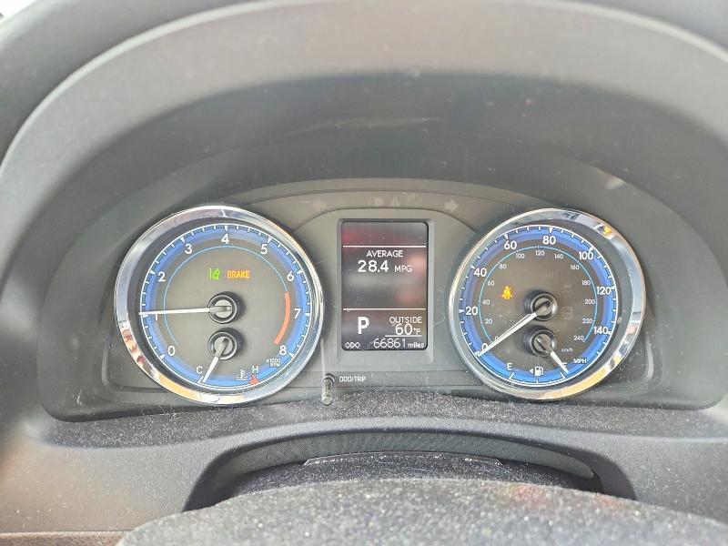 Photo 9 from auction – 2017 TOYOTA COROLLA with VIN 2T1BURHE2HC774768