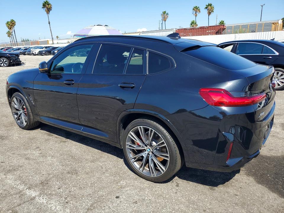 Photo 2 from auction – 2023 BMW X4 with VIN 5UX33DT00P9P58271
