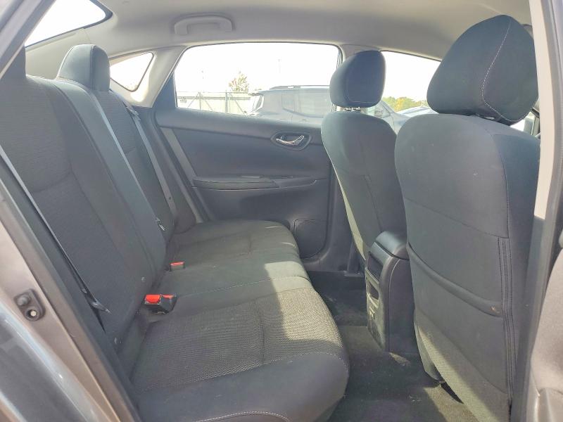 Photo 10 from auction – 2019 NISSAN SENTRA with VIN 3N1AB7AP2KY277859