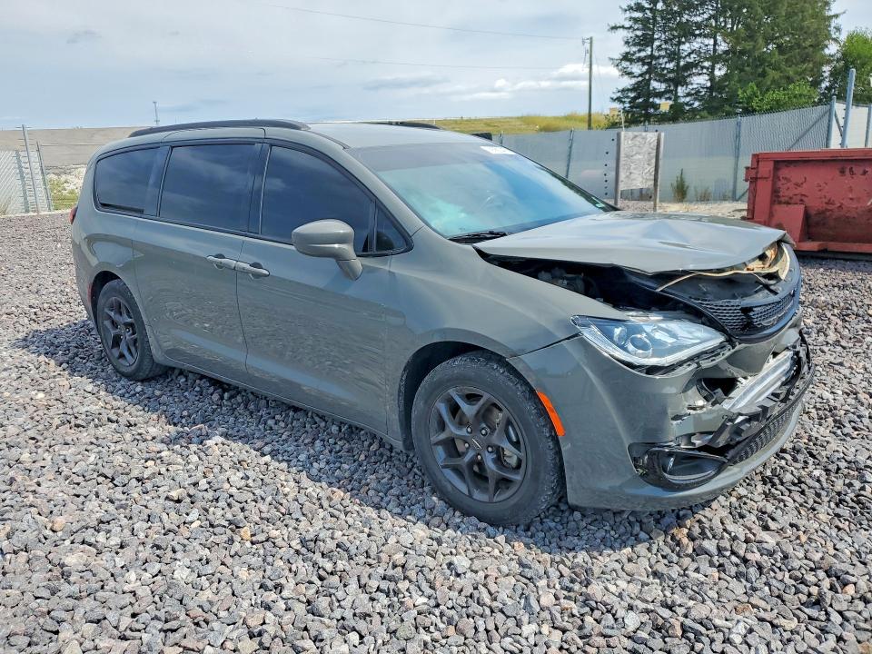 Zdjęcie 4 z aukcji – 2020 CHRYSLER PACIFICA z VIN 2C4RC1EG2LR233107